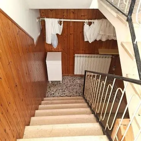 בית אירוח Is Located In The Vivid Area Of The Island ! פלאטיס יאלוס